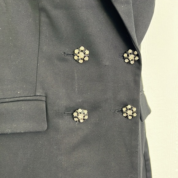 Zara - Tuxedo Sleeveless Lace Rhinestone Flower Button Short Romper Medium - Picture 6 of 16